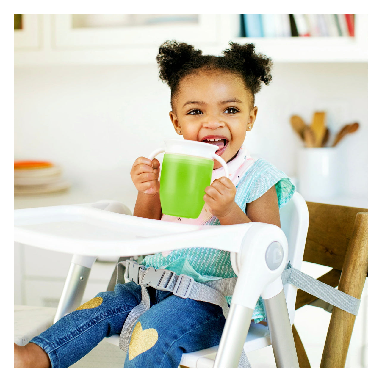 Munchkin Miracle 360˚ Trainer Spoutless Sippy Cup, 7oz, Multiple Colors