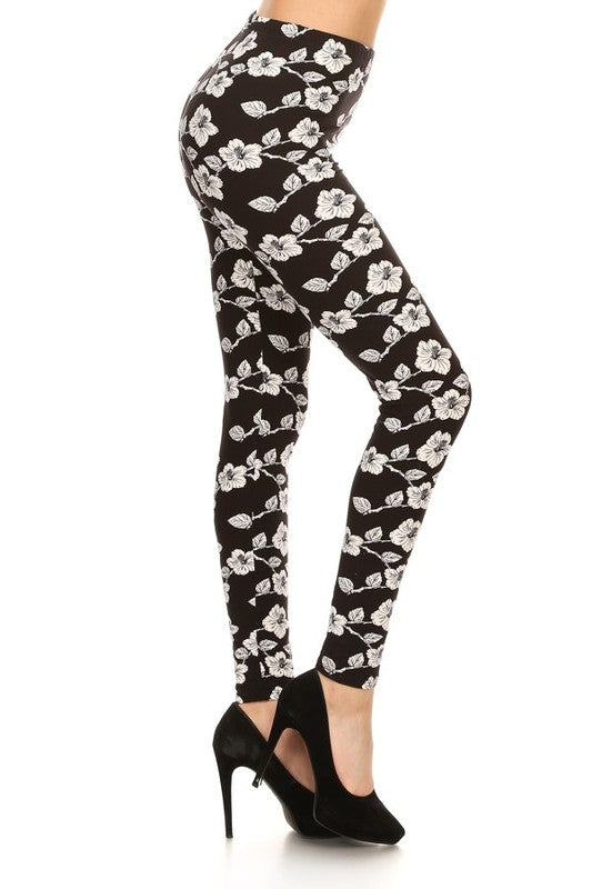 Black &amp; White Floral Vine Buttery Soft Leggings