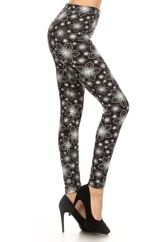 Black &amp; White Star Floral Buttery Soft Leggings